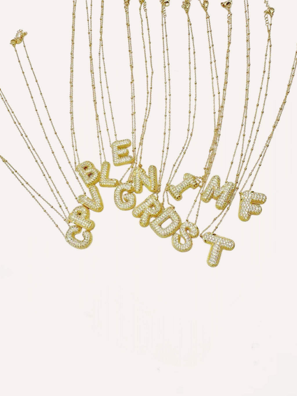 Collana lettera con zirconi – Letter Shine