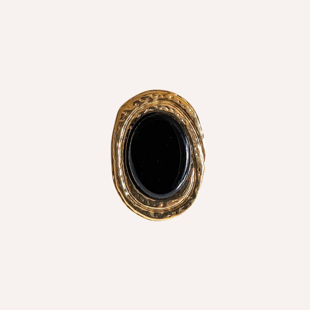 Anello con pietra effetto cabochon – Vintage Gem