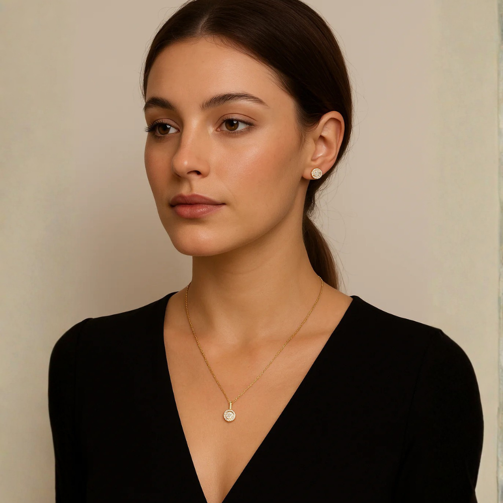 Collana con pendente punto luce tondo – Collana Imperiale