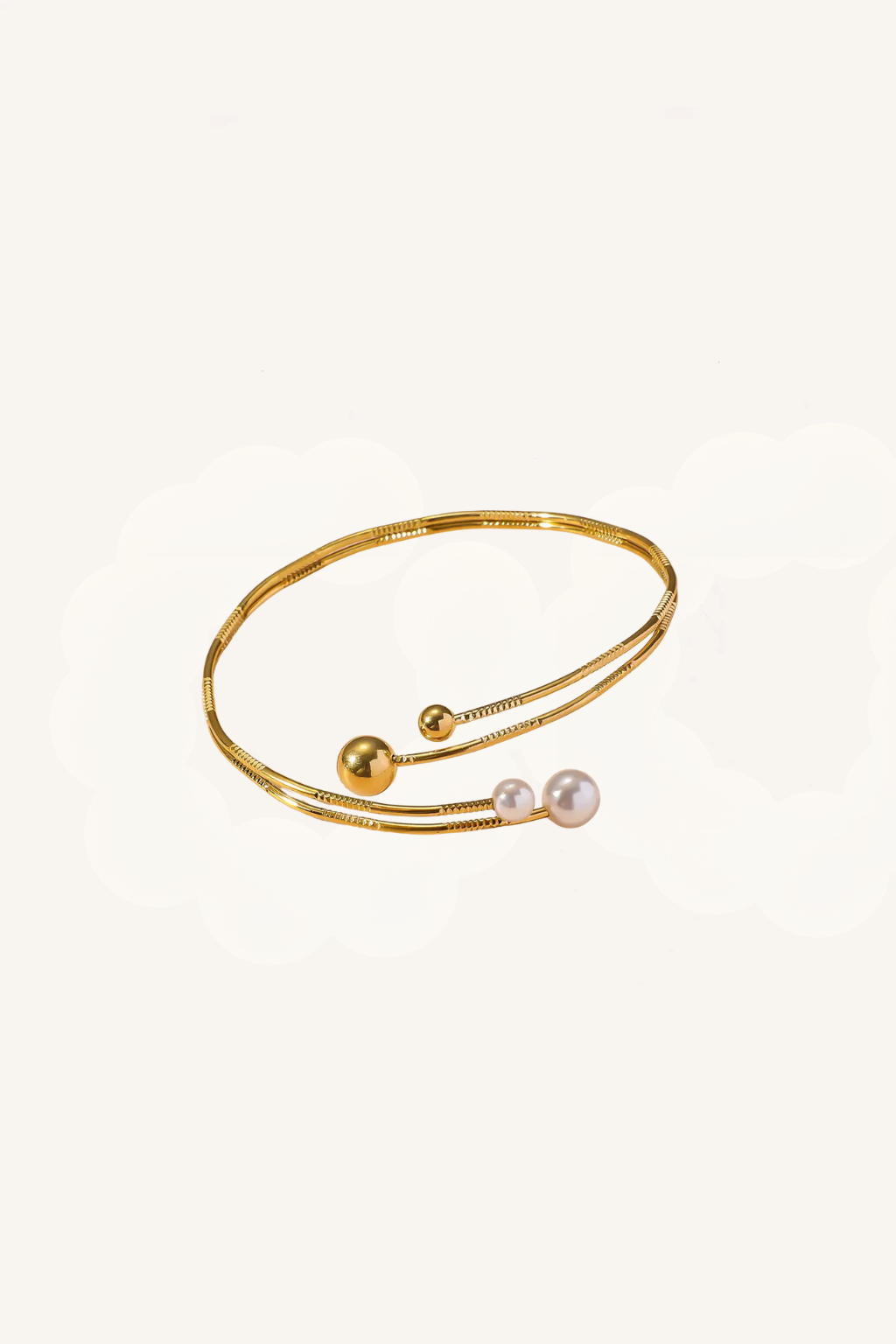Bracciale aperto con perle e sfere – Bracciale Lyra