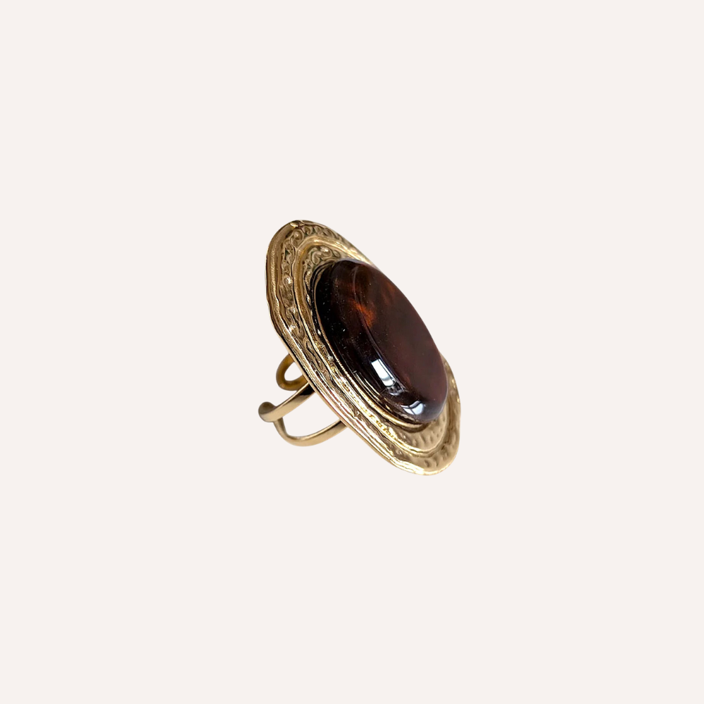 Anello con pietra effetto cabochon – Vintage Gem