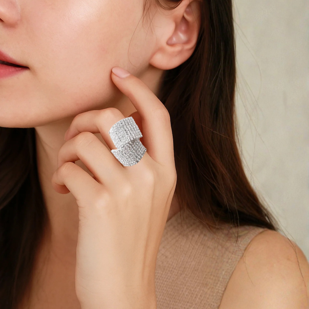 Anello con cristalli luminosi – Anello Brillo