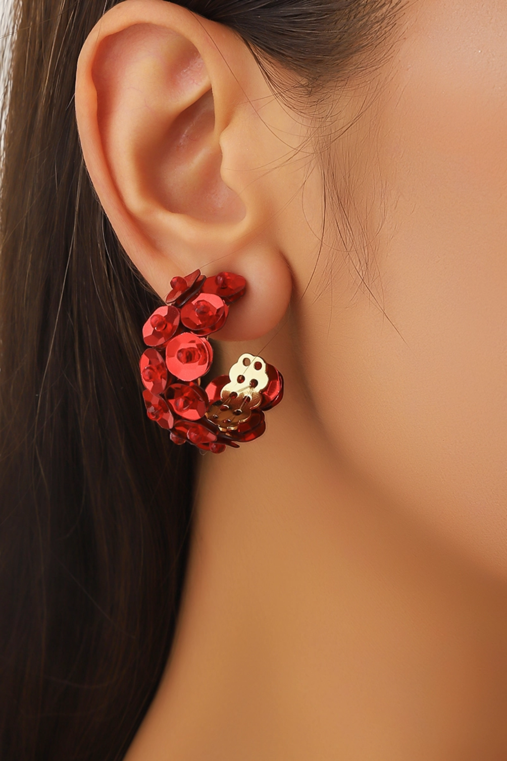 Orecchini a cerchio con cristalli rossi – Orecchini Scarlet
