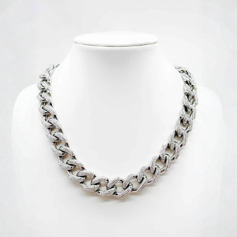 Collana a catena con zirconi pavé – Collana Bold Shine