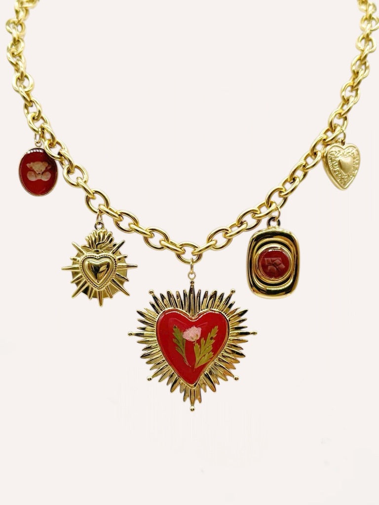 Collana con ciondoli a cuore smaltati – Collana Cuori Sacri