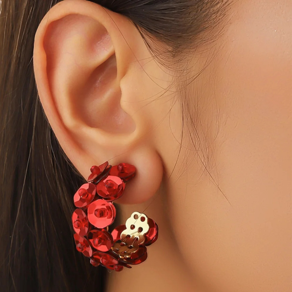 Orecchini a cerchio con cristalli rossi – Orecchini Scarlet