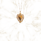 Collana con pendente cuore sacro traforato – Collana Sacred Heart