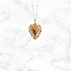 Collana con pendente cuore sacro traforato – Collana Sacred Heart