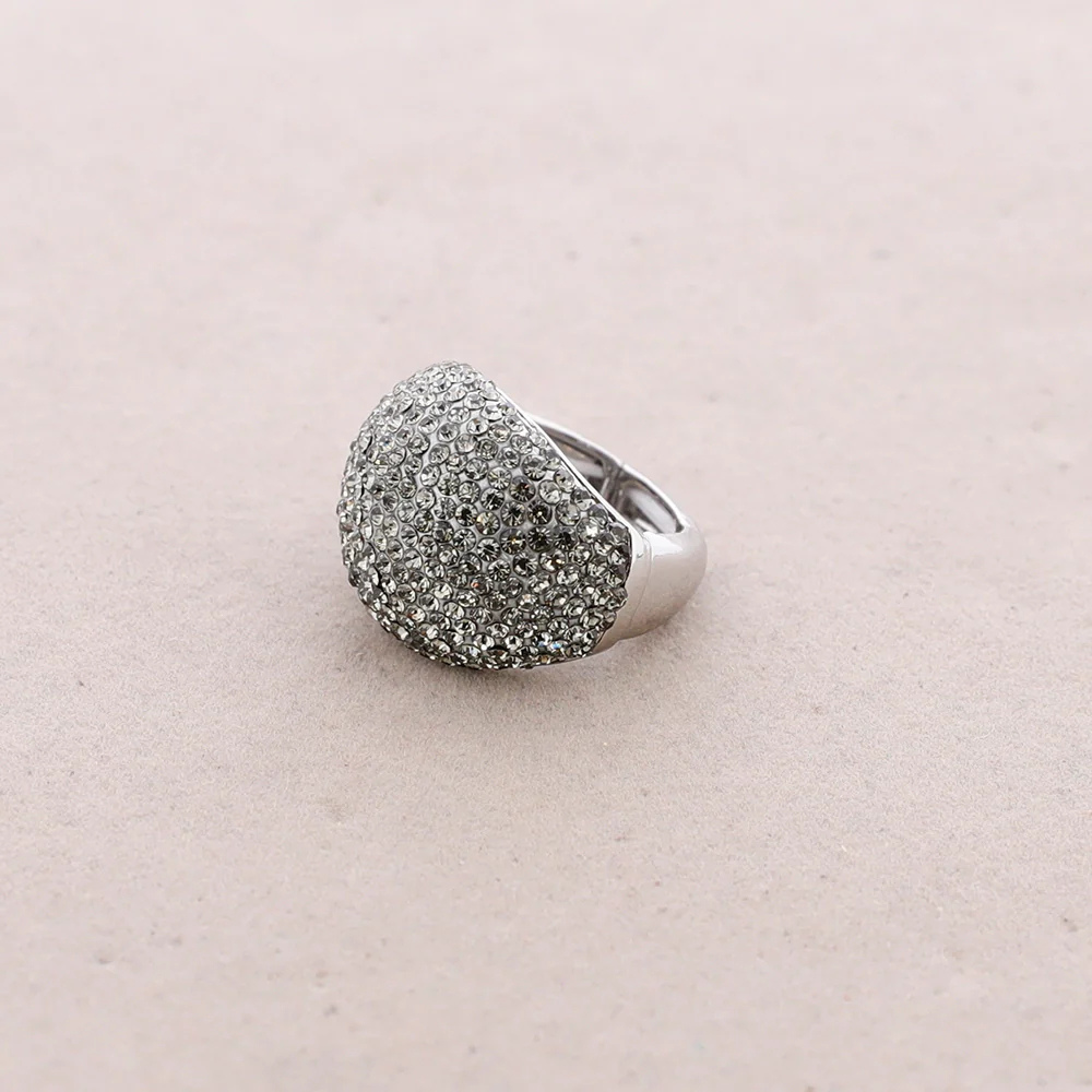 Anello con pavé di cristalli – Anello Moonlight