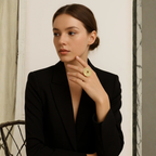 Anello dorato effetto organico – Helios