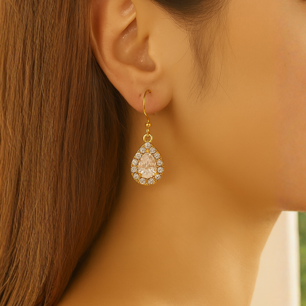 Orecchini dorati con cristalli pendenti – Orecchini Grace