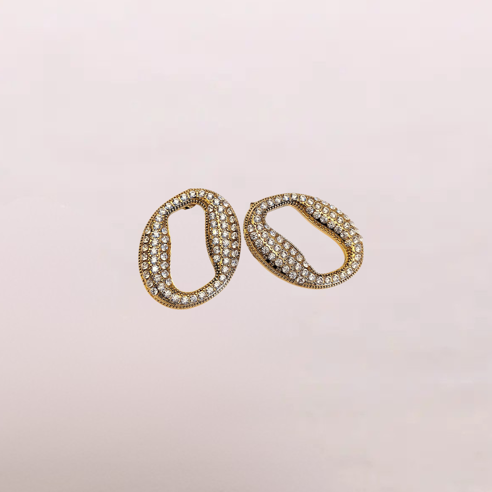 Orecchini ovali con cristalli – Orecchini Nara