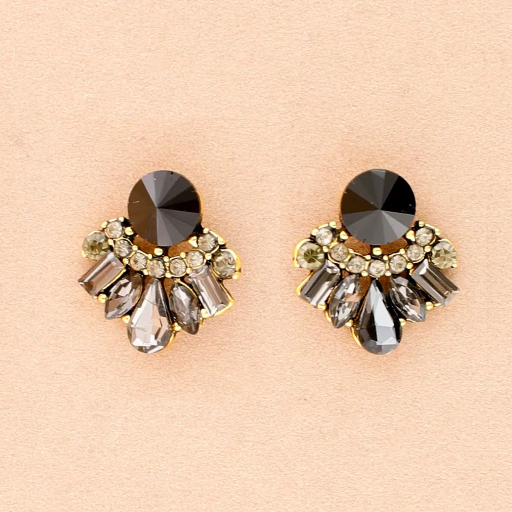 Orecchini con cristalli e pietra nera – Orecchini Aurora Noir