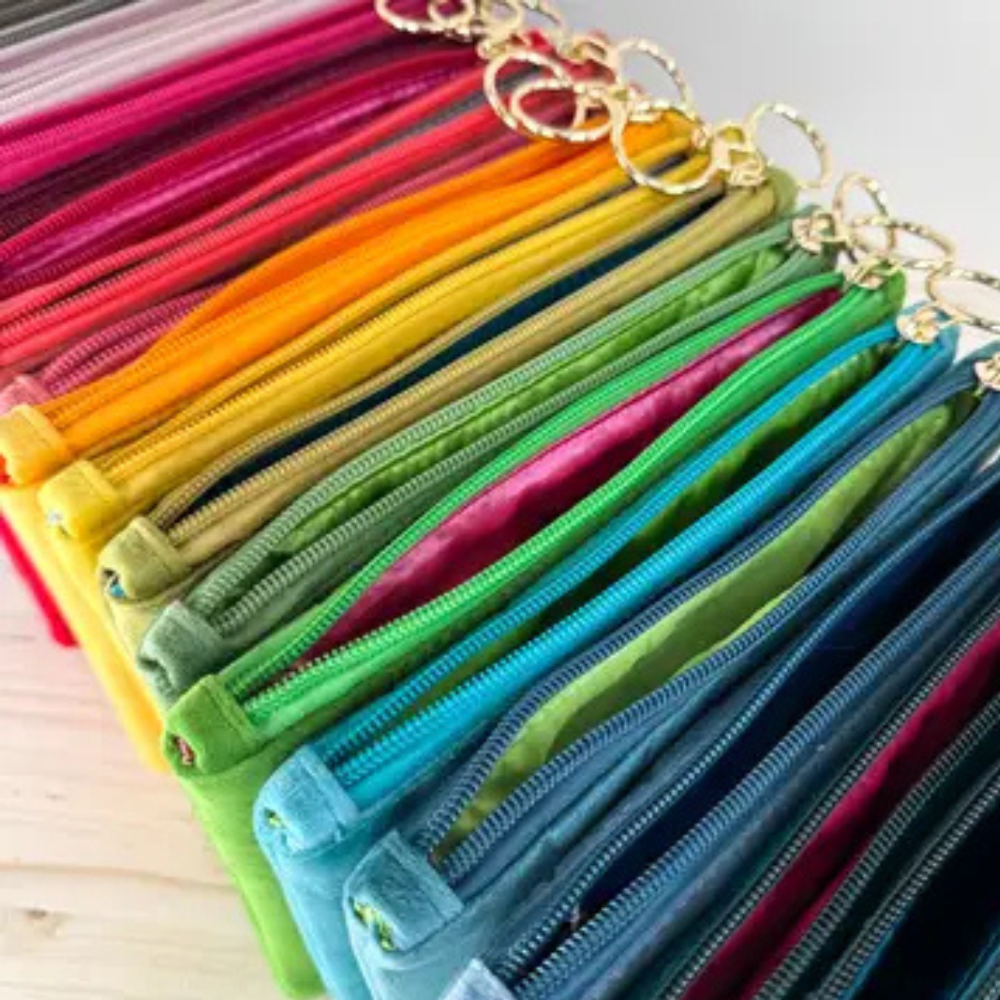 Pochette in velluto – Your Best Era Bag