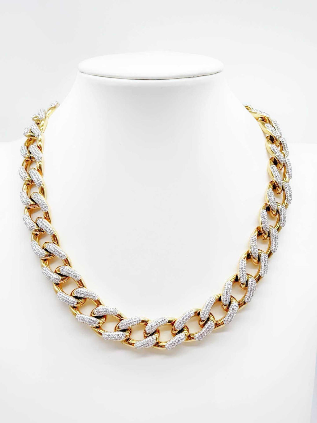 ✨ Offerta Collezione Bold Shine – Collana + Bracciale✨