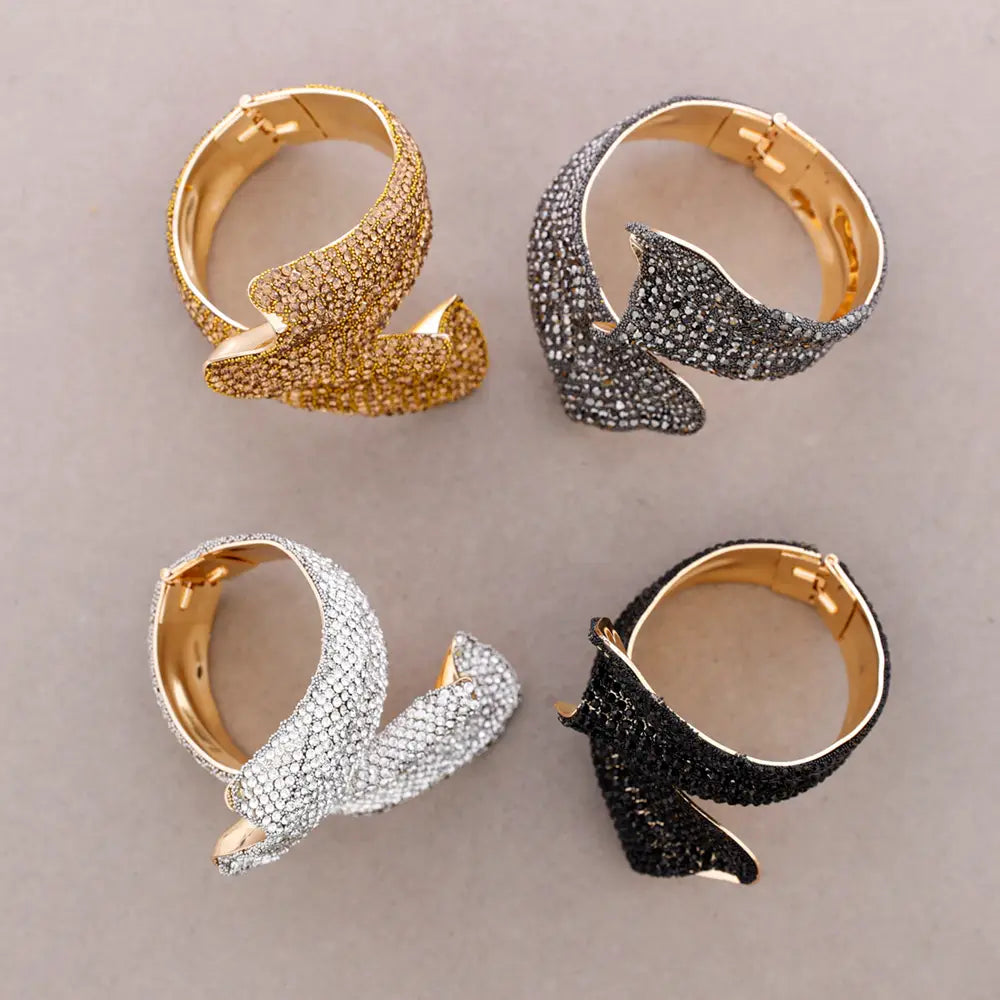 Bracciale con cristalli effetto drappeggio – Bracciale Spark