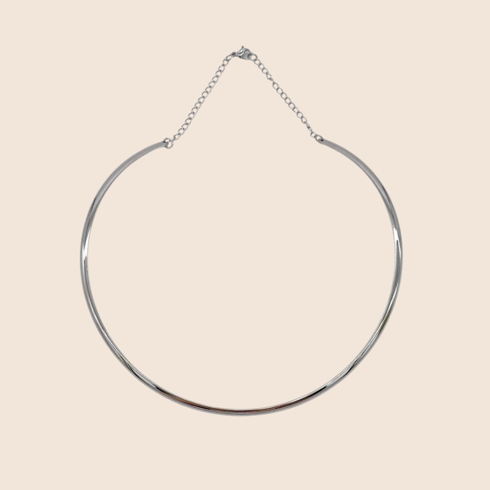 Choker rigido minimal – Essential Collar
