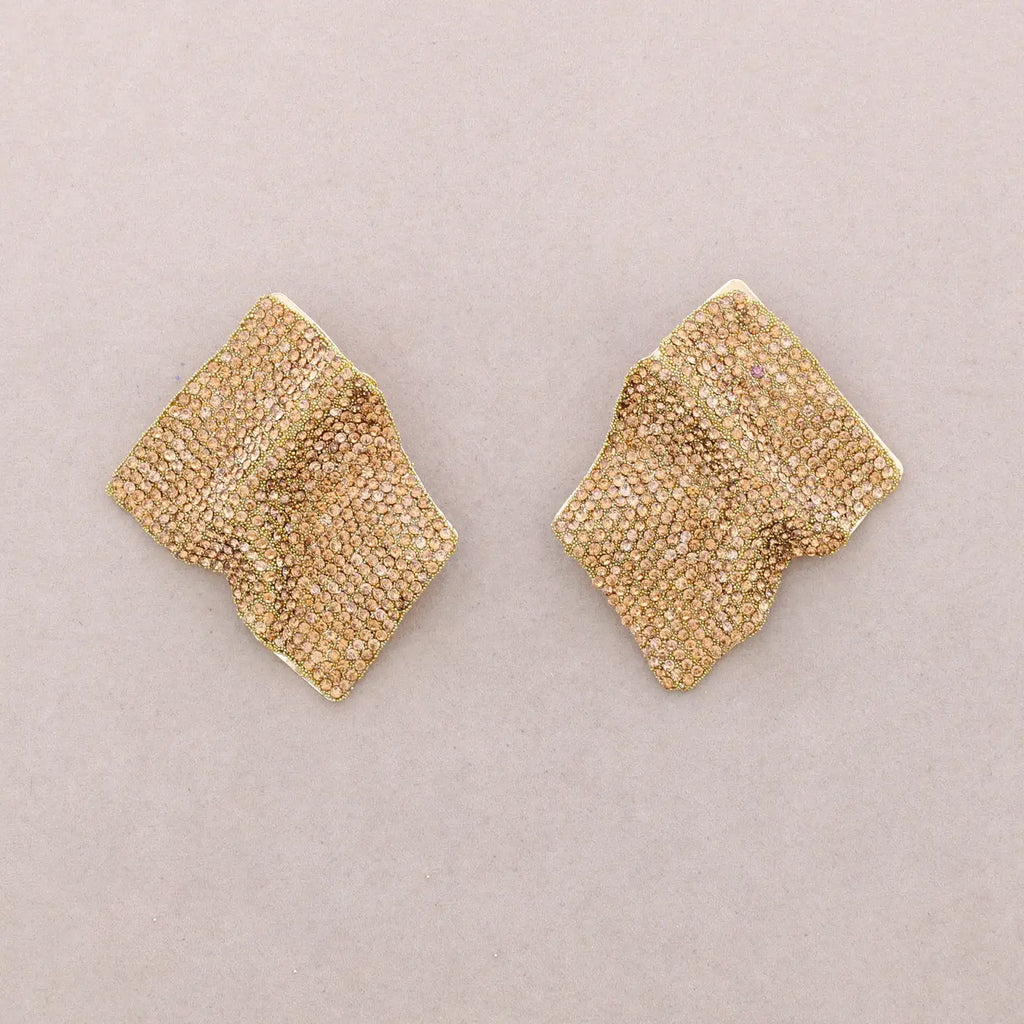 Orecchini con effetto drappeggiato di cristalli – Orecchini Spark