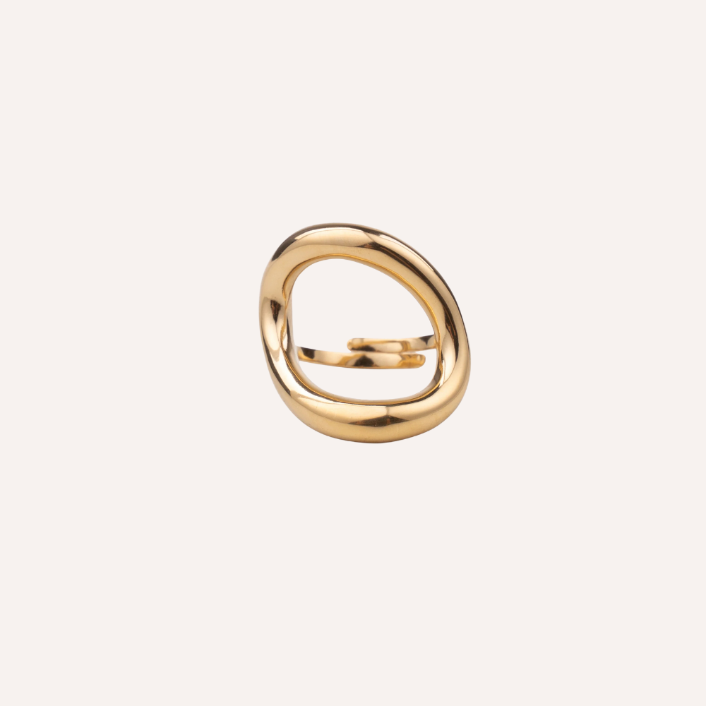 Anello dorato design organico – Ovale