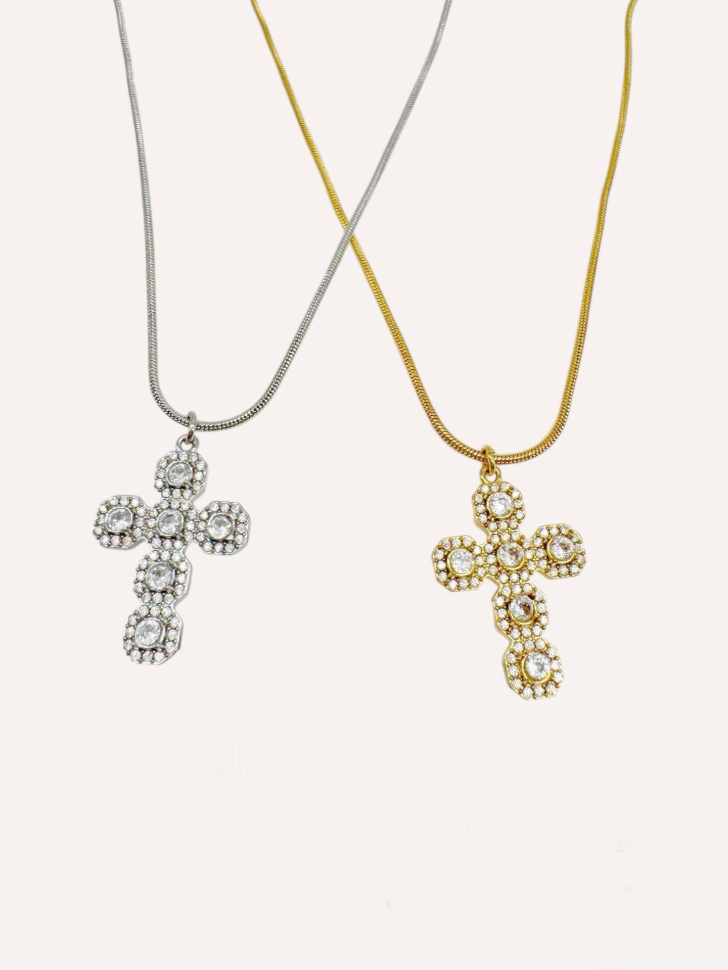Collana con croce di zirconi – Collana Cross Shine