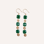 Orecchini con pietre naturali e dettagli dorati – Moon