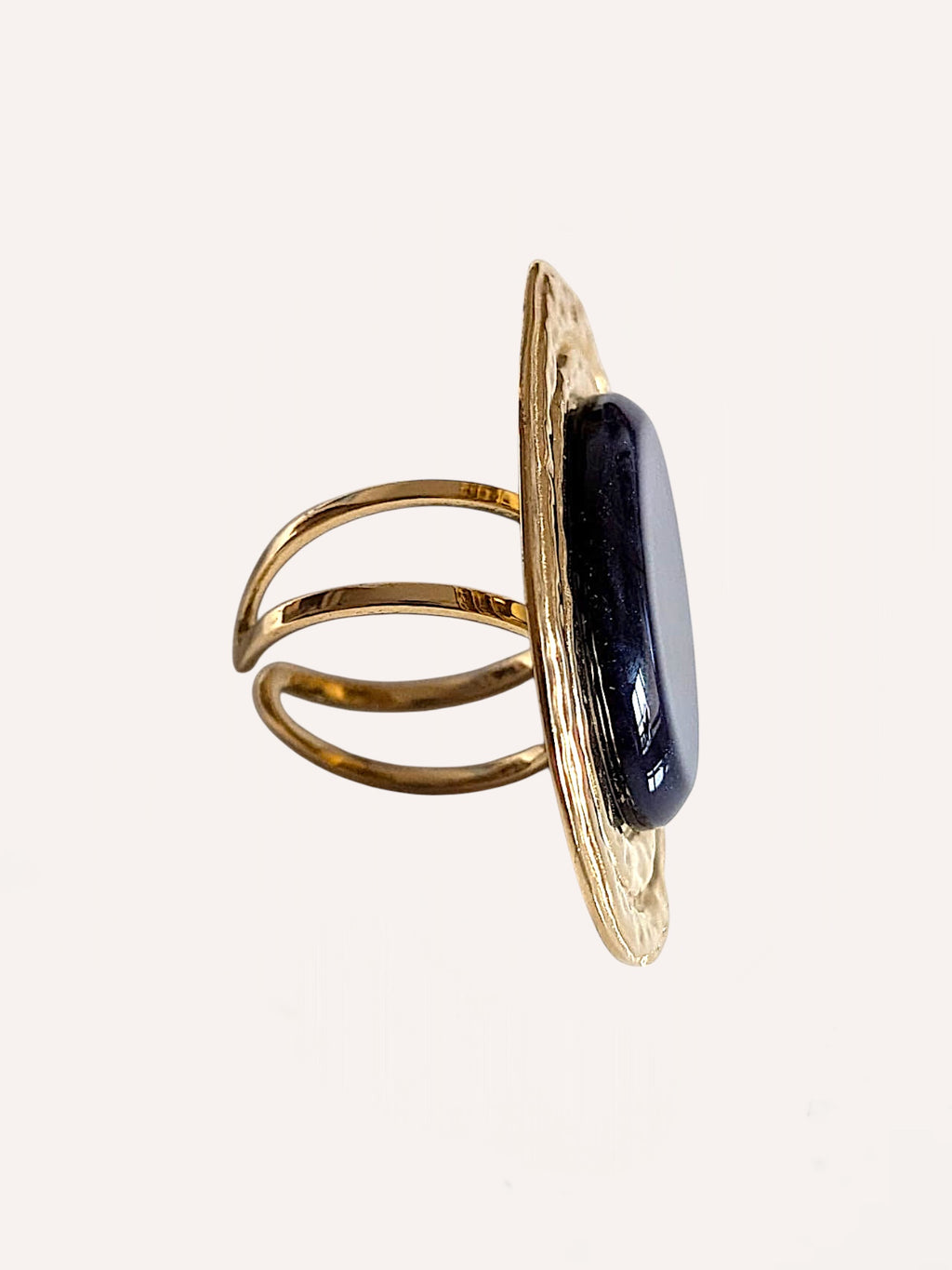 Anello con pietra effetto cabochon – Vintage Gem