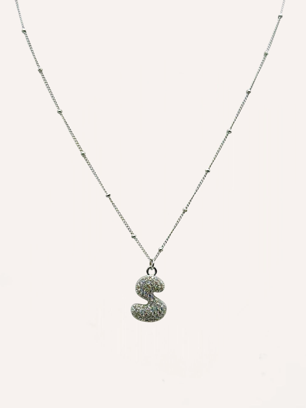 Collana lettera con zirconi – Letter Shine