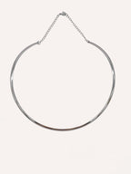 Choker rigido minimal – Essential Collar