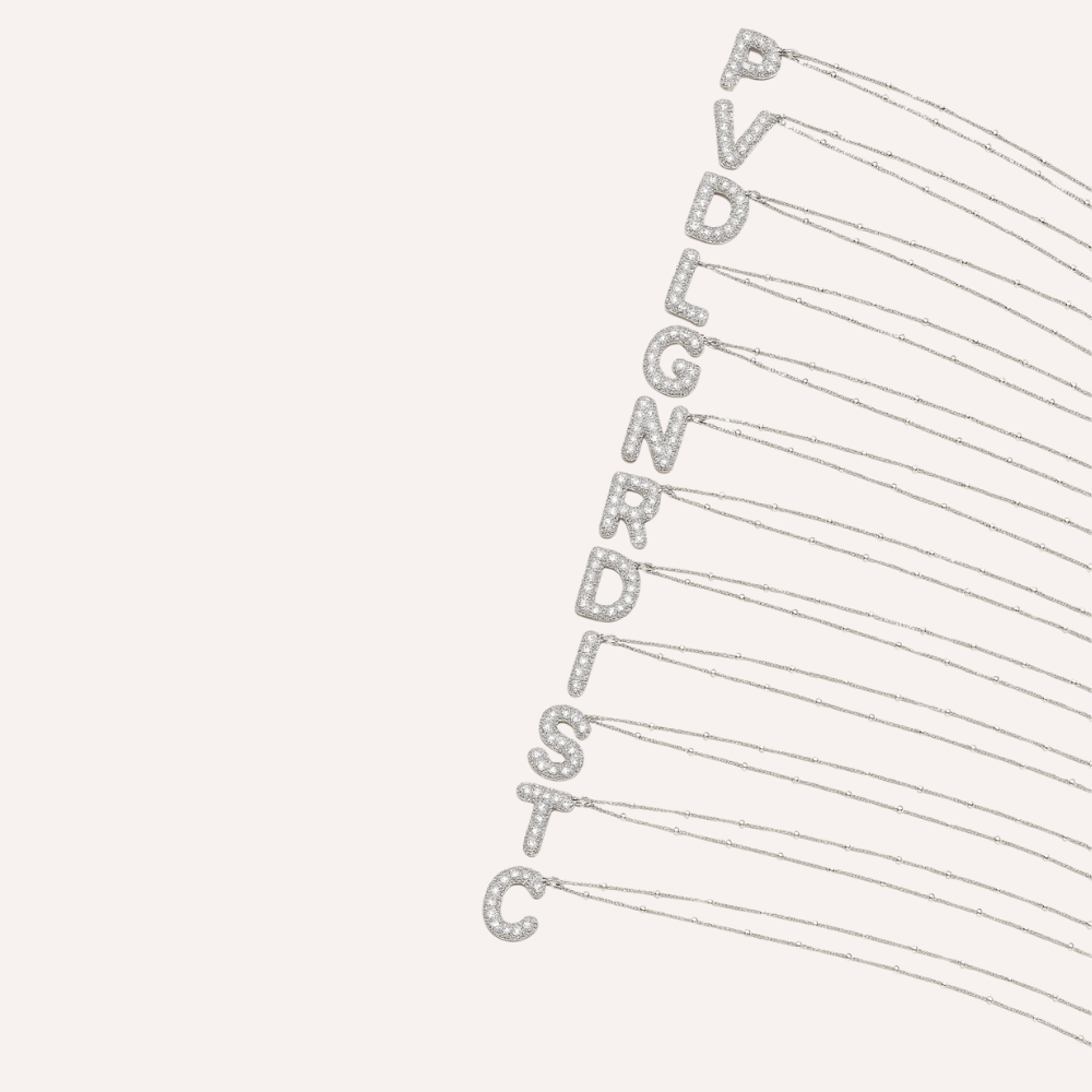 Collana lettera con zirconi – Letter Shine