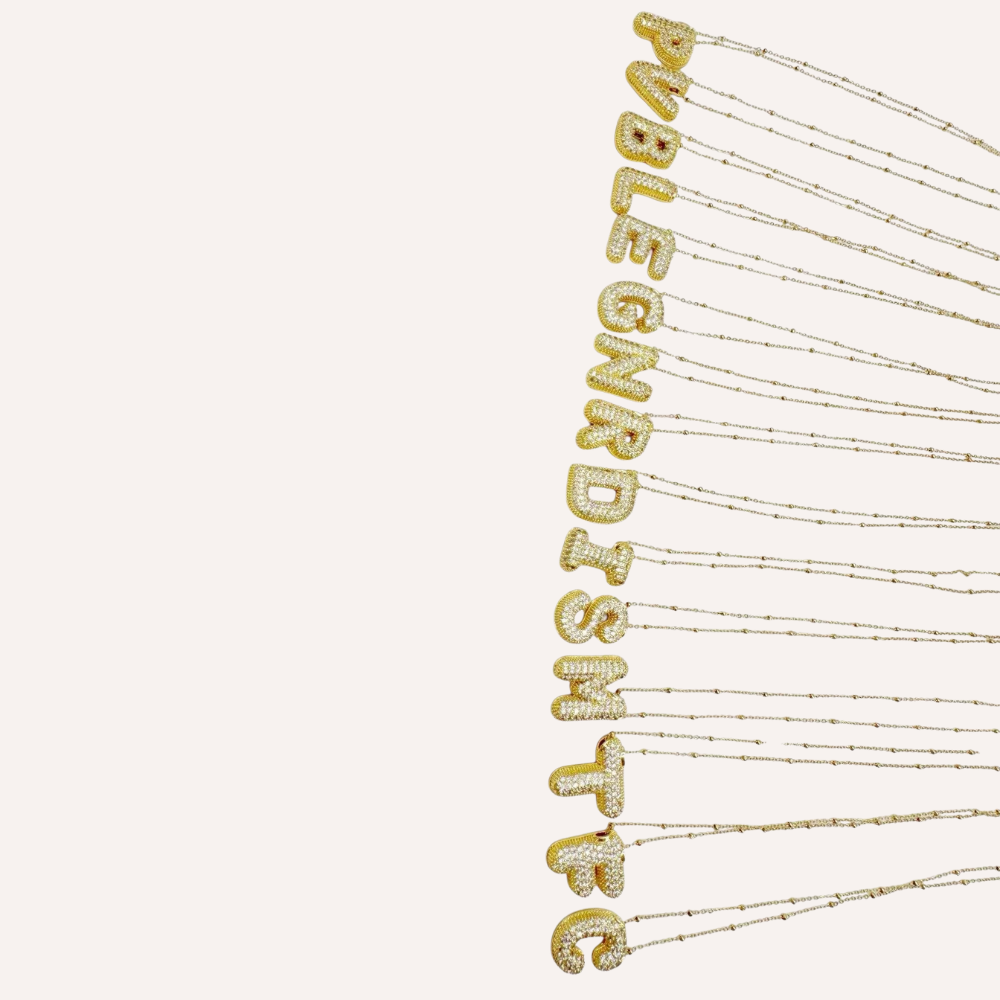 Collana lettera con zirconi – Letter Shine