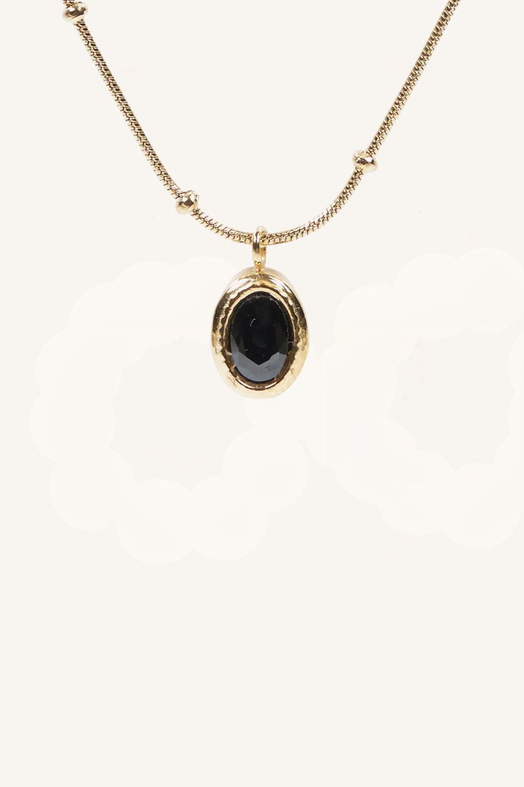 Collana con pendente ovale - Maia