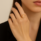 Anello dorato con cerchio traforato - Nido