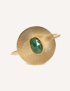 Anello dorato con pietra ovale - Solaris